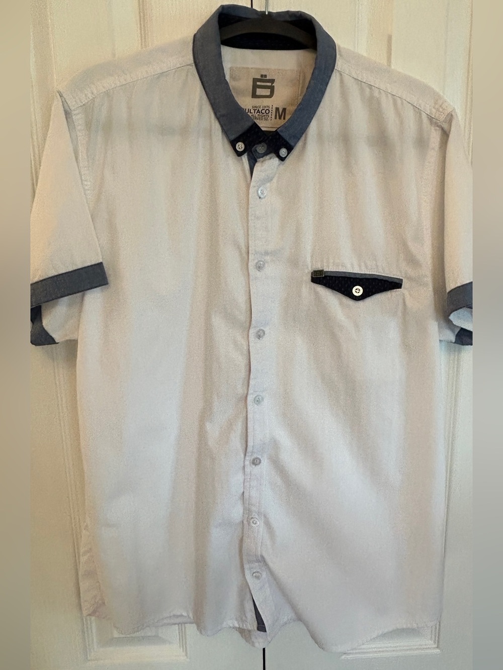 Butaco Men's 100% Cotton White Button Down Shirt Blue Trim Size M EUC
